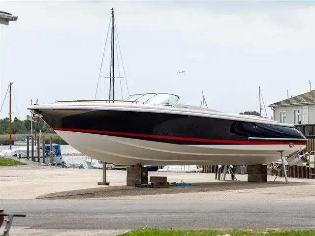 Chris Craft Corsair 28 Heritage Edition