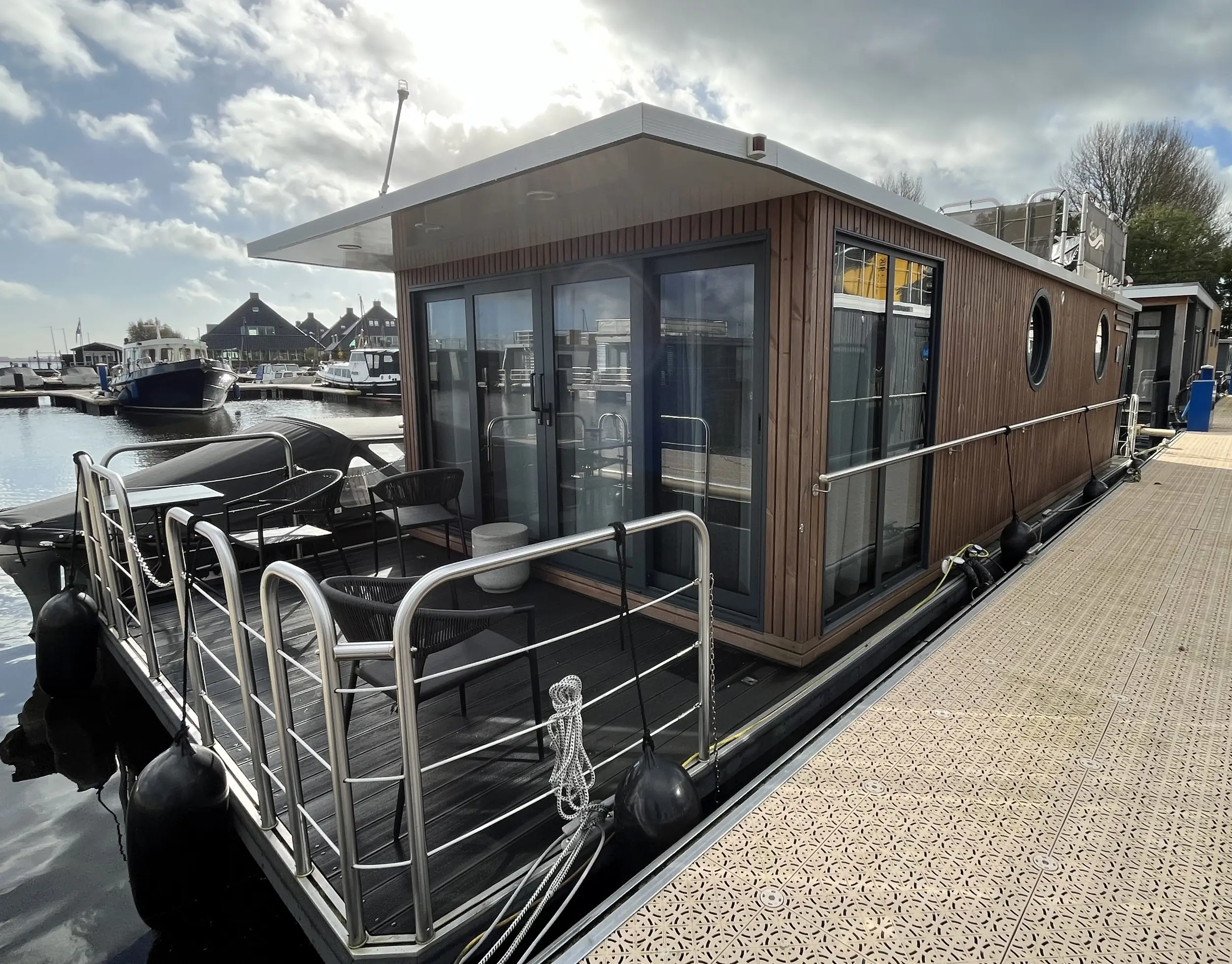 2023 Nordic ns 40 eco 36m2 houseboat