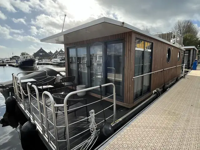 Nordic Season Met Ligplaats NS 40 Eco 36m2 Houseboat