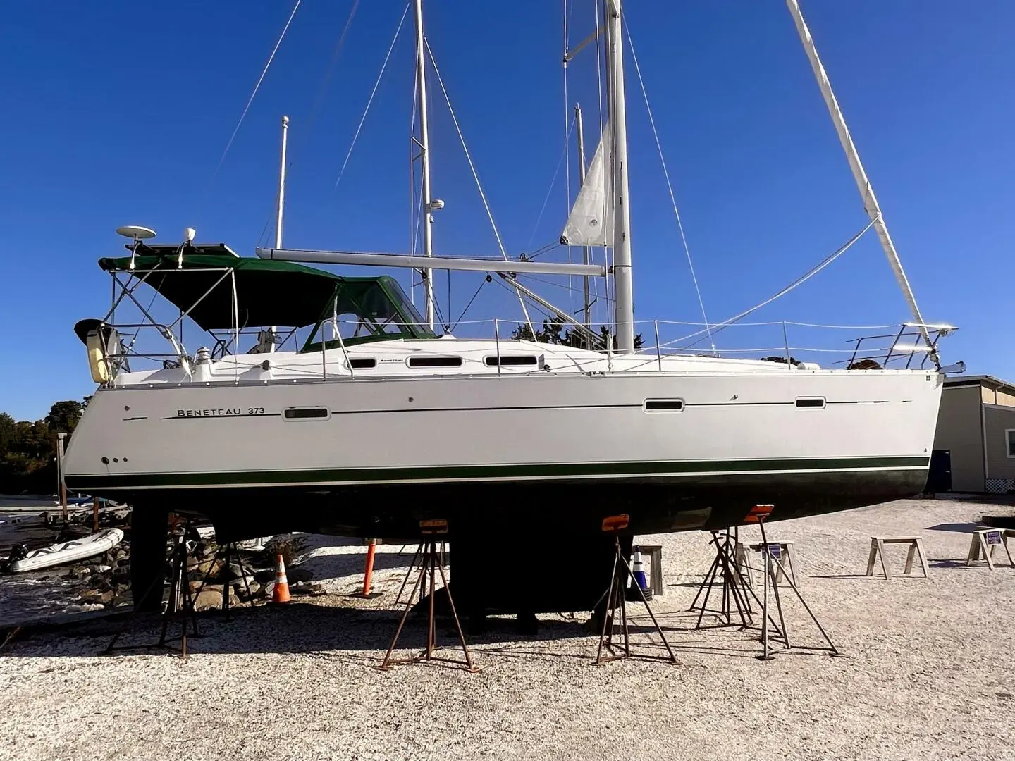 2005 Beneteau oceanis 37