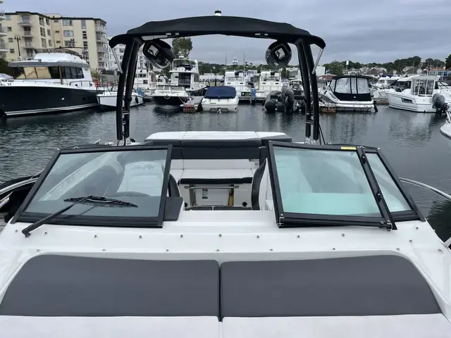 Sea Ray 230 Spx