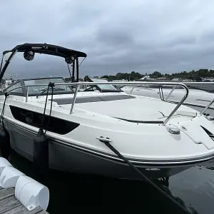 2017 Sea Ray 230 Spx