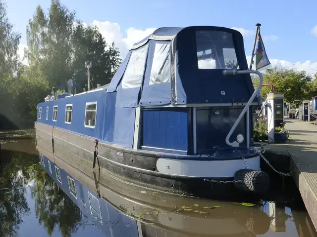 Staffordshire/Cain Narrowboat 57ft