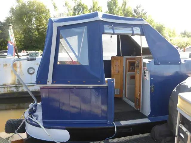 Staffordshire/Cain Narrowboat 57ft