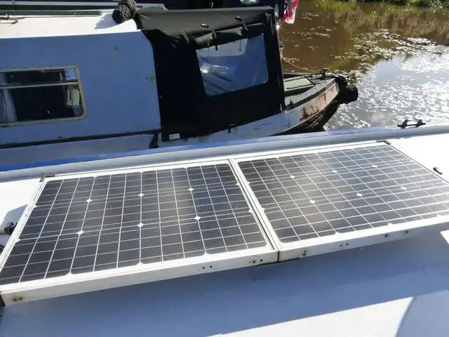 Staffordshire/Cain Narrowboat 57ft