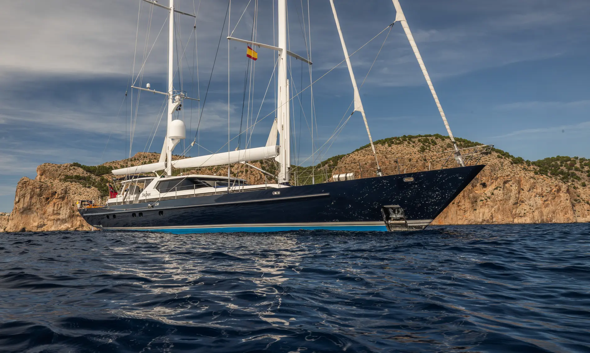 1991 Dubois 37m ketch