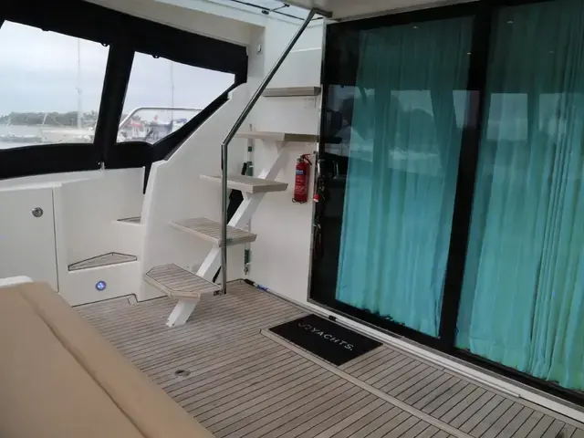 Fairline Squadron 42