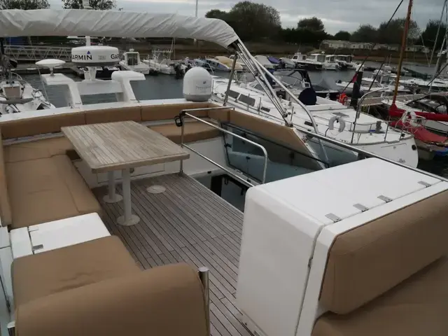 Fairline Squadron 42