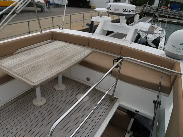 Fairline Squadron 42