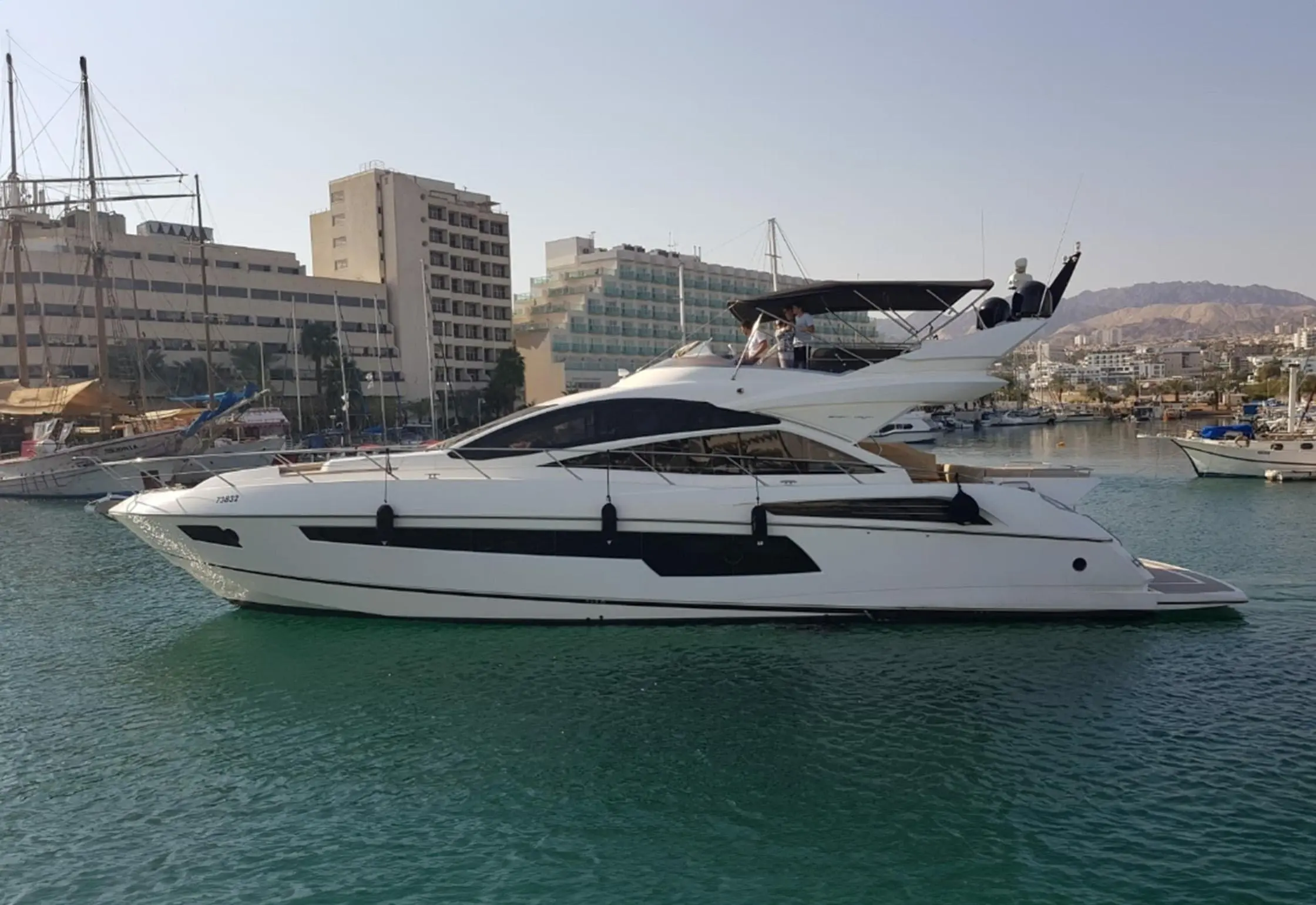 2015 Sunseeker 68 sport yacht