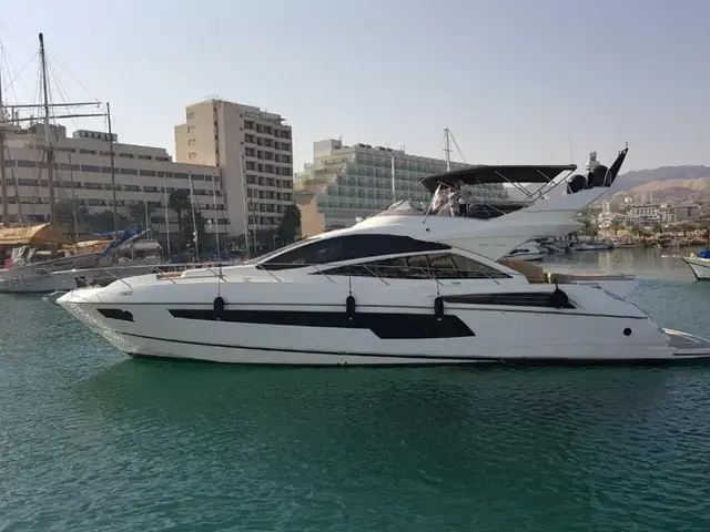 Sunseeker 68 Sport Yacht