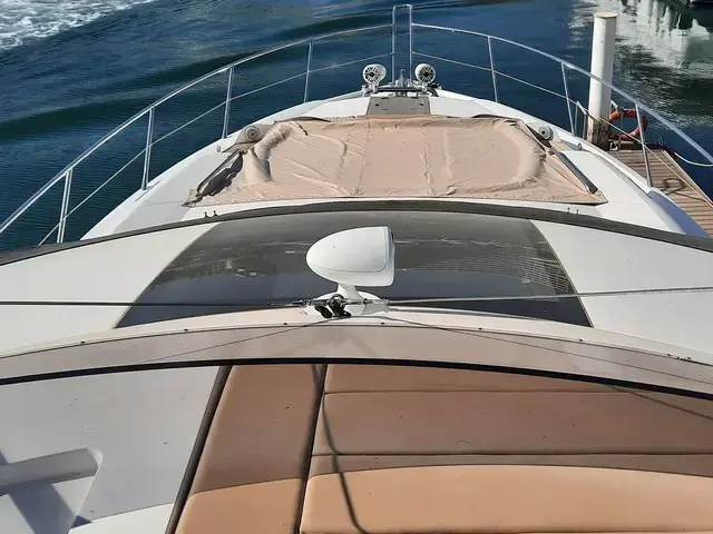 Sunseeker 68 Sport Yacht