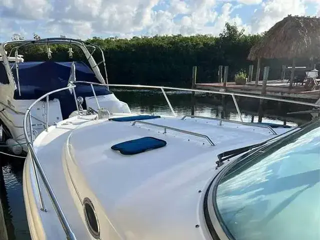 Sea Ray Sundancer 330