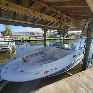 2008 Sea Ray Sundeck 240