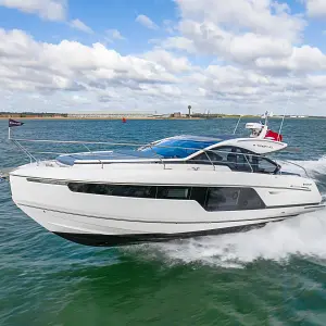 2025 Fairline Targa 40