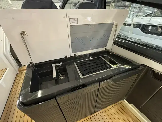 Fairline Targa 40