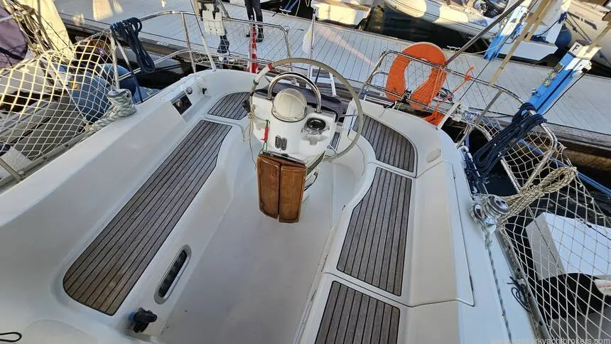 2003 Beneteau oceanis 331