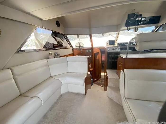 1988 Fairline 55 fly bridge