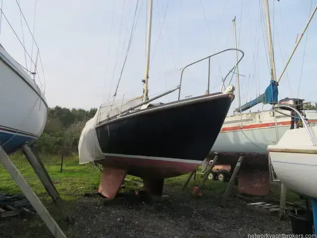 Macwester boats 27