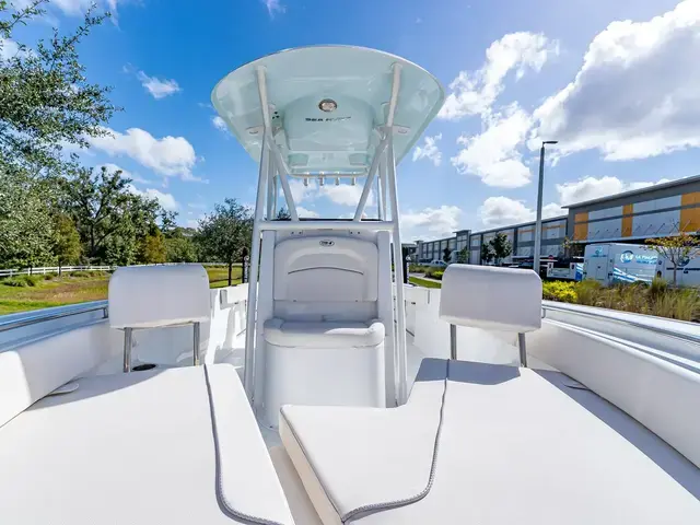 Sea Hunt Boats ULTRA 229