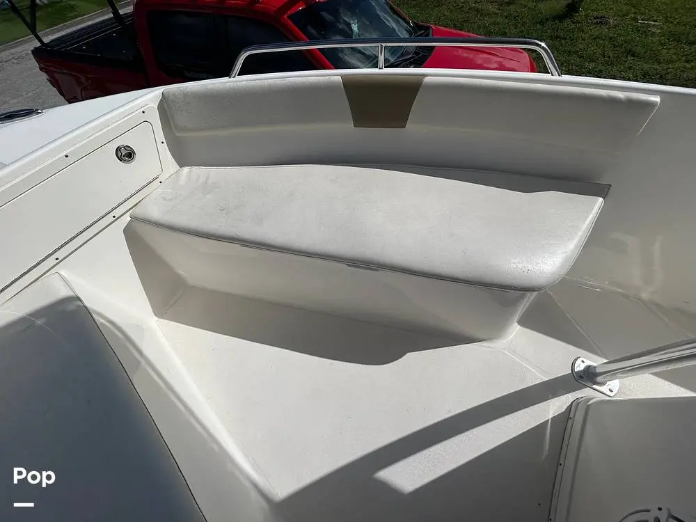 2018 Century 2200 center console