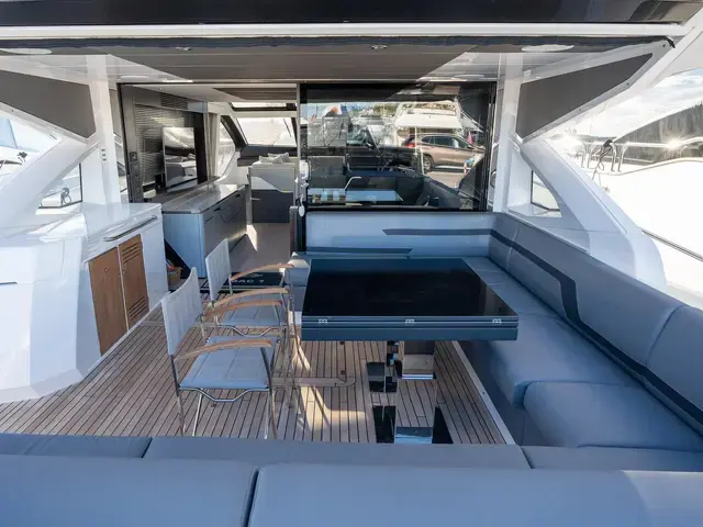 Sunseeker Predator 74 Xps