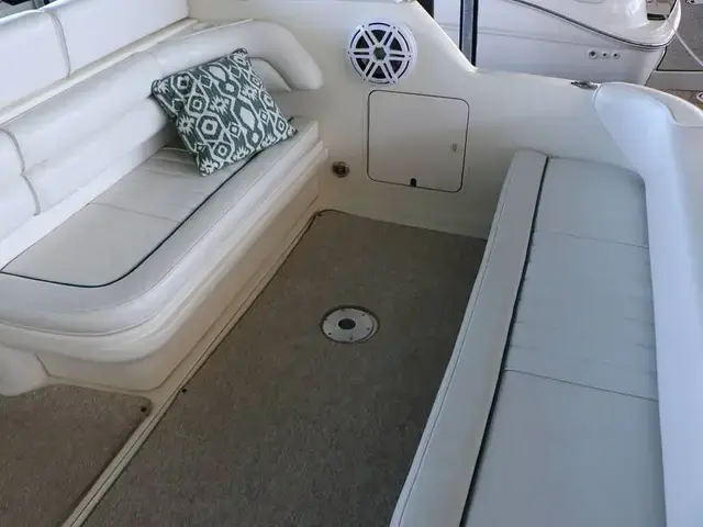 Sea Ray 330 Sundancer