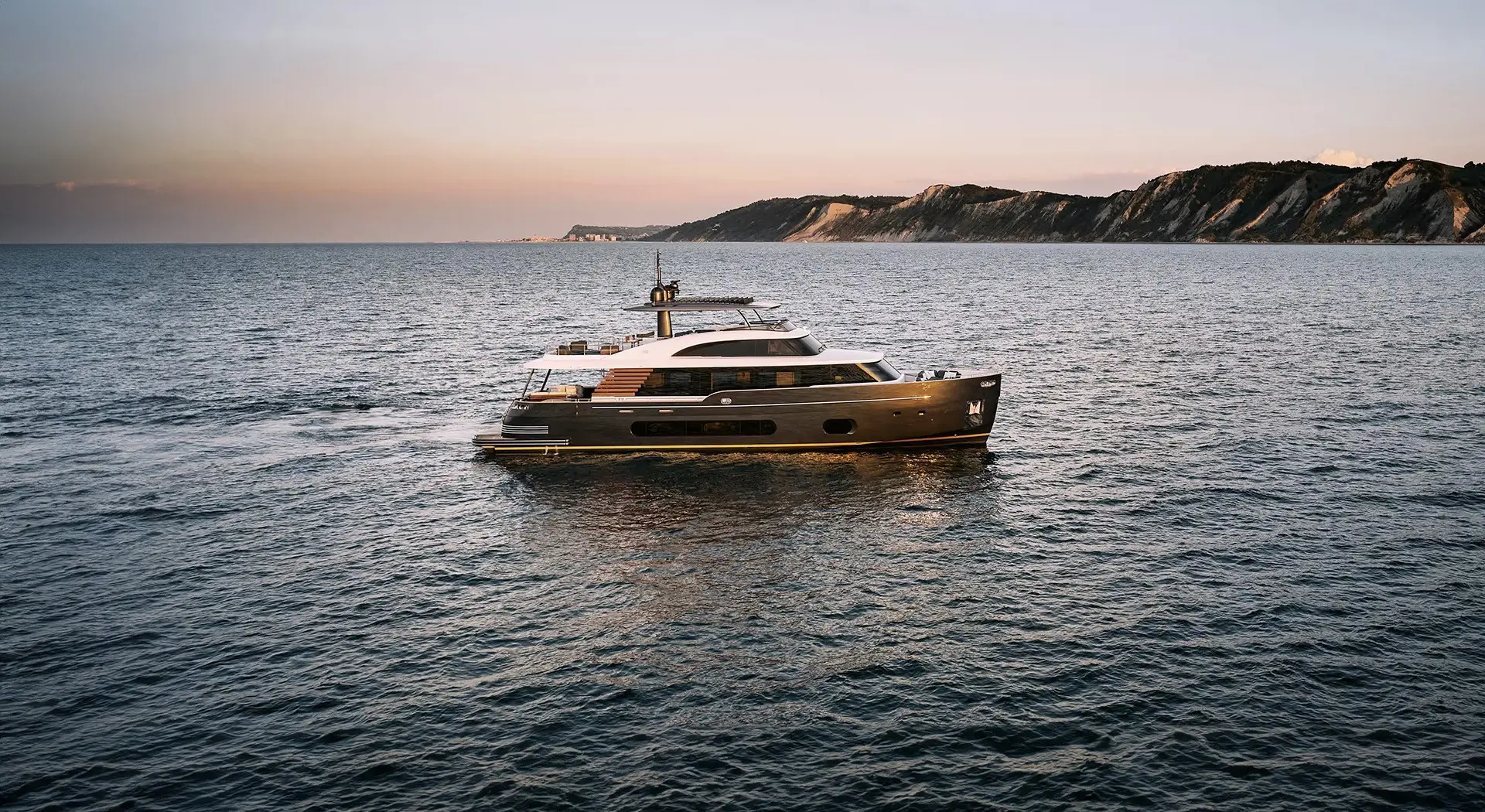 2021 Azimut magellano 25 metri