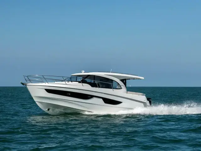 Beneteau Antares 11