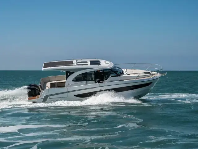 Beneteau Antares 11