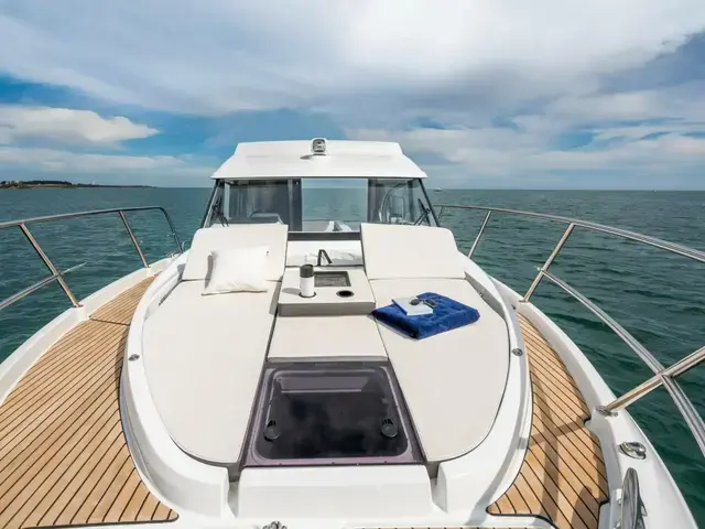 Beneteau Antares 11