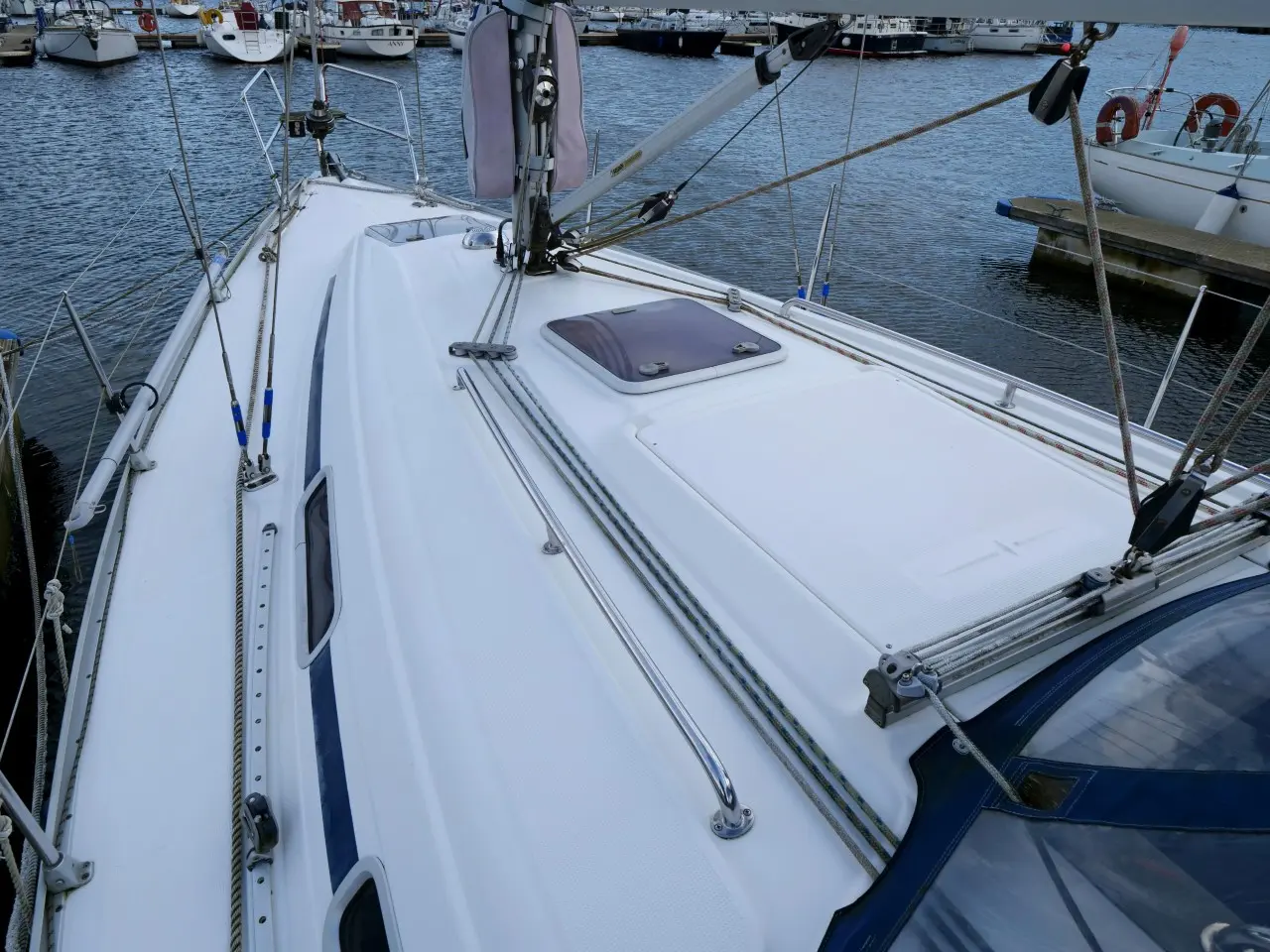 2003 Bavaria 32