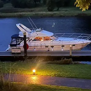 1990 Fairline 41 43