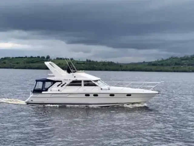 Fairline 41-43