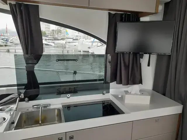 Beneteau Antares 11