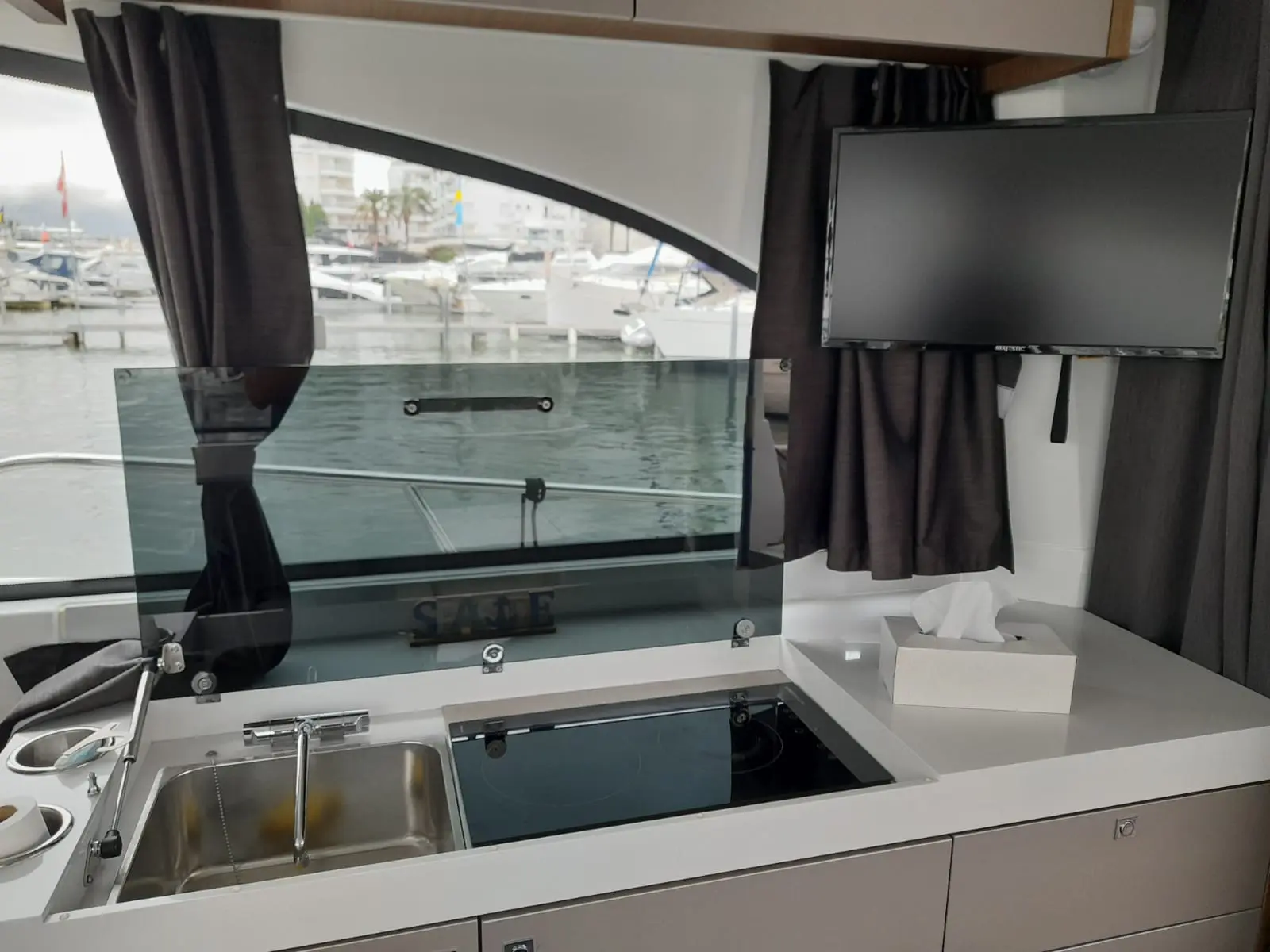 2021 Beneteau antares 11