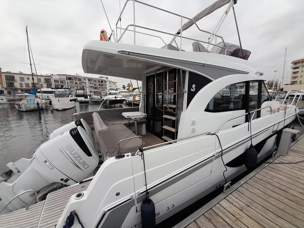 2021 Beneteau antares 11