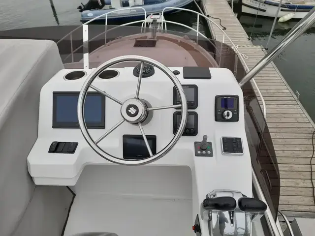 Beneteau Antares 11