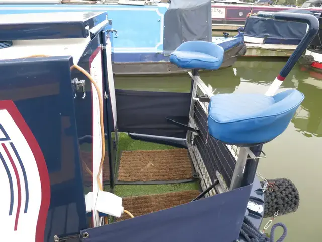 Heartwood Narrowboats 60