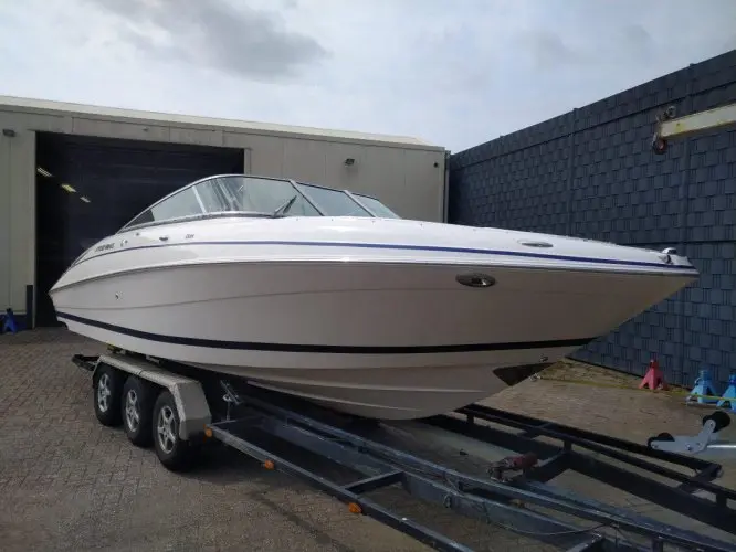 2009 Four Winns 260 horizon