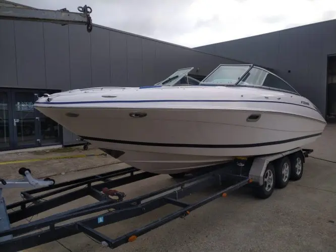 2009 Four Winns 260 horizon