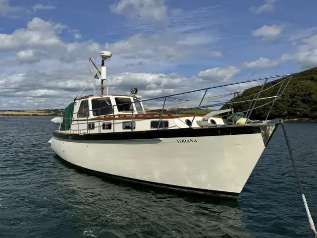 Classic Percy Mitchell Twin Screw Motor Yacht