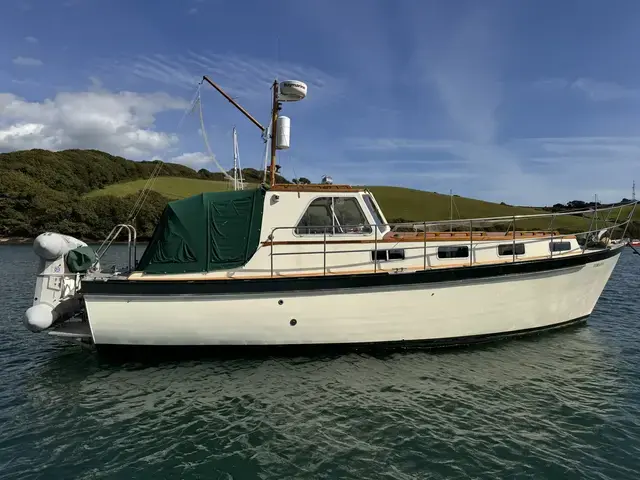 Classic Percy Mitchell Twin Screw Motor Yacht