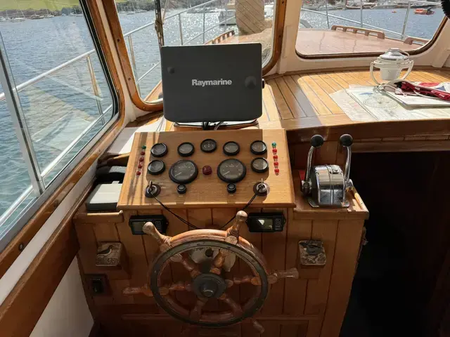 Classic Percy Mitchell Twin Screw Motor Yacht