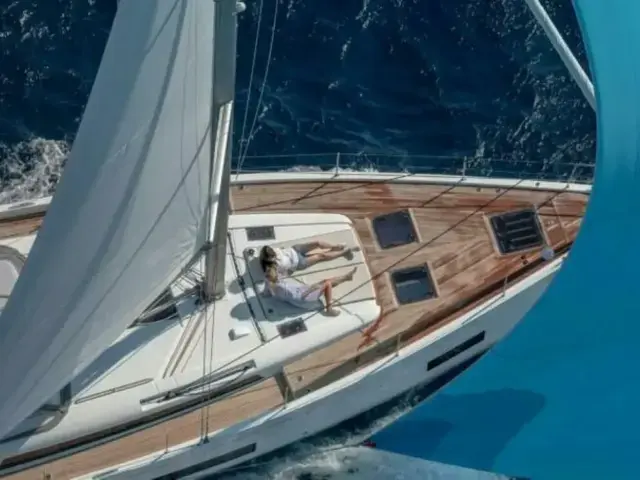 Beneteau Oceanis Yacht 54