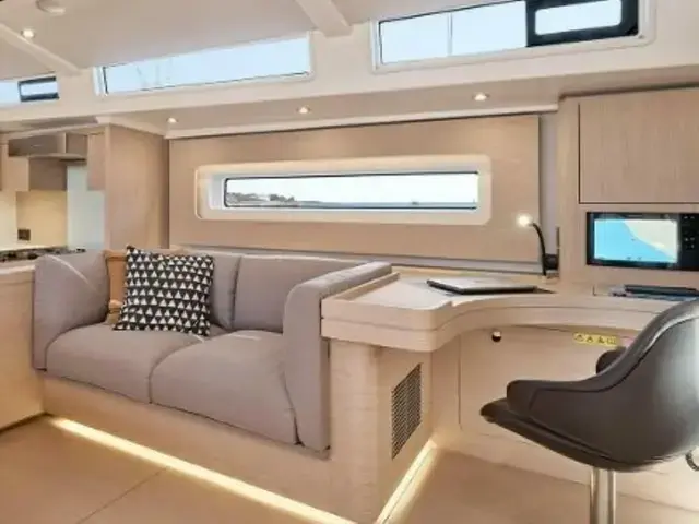 Beneteau OCEANIS YACHT 60