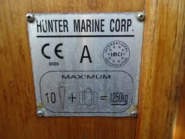 Hunter 430