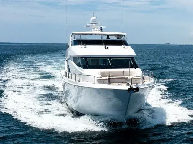 Hatteras 80