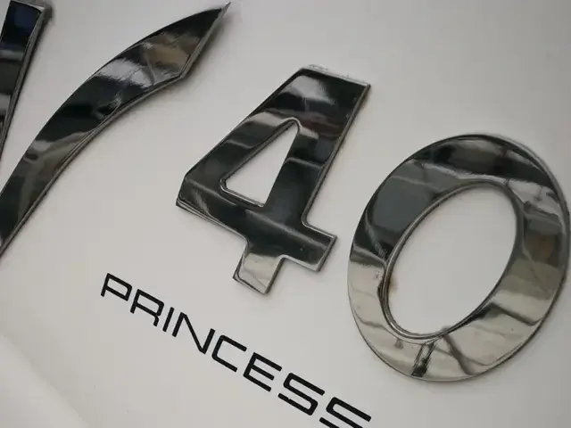 Princess V40