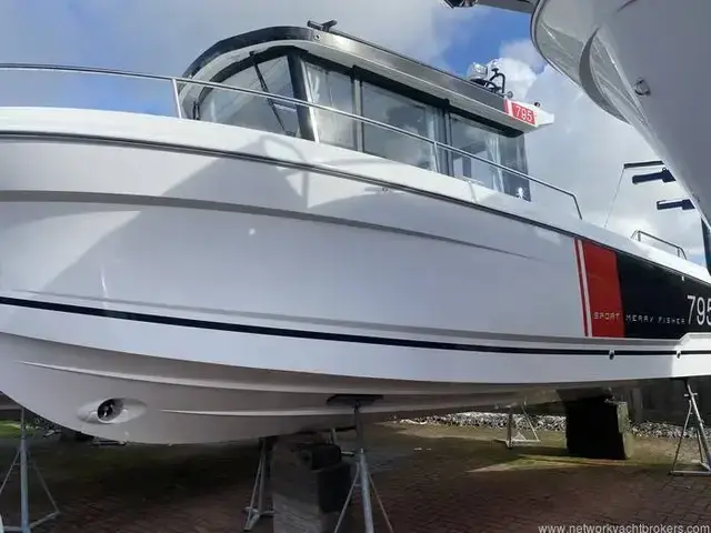 Jeanneau MERRY FISHER 795 SPORT